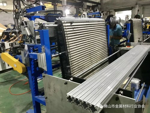 執(zhí)行會(huì)長(zhǎng)李強(qiáng)拜訪中成管業(yè)總經(jīng)理陳華華 寬為機(jī)械總經(jīng)理黃俊